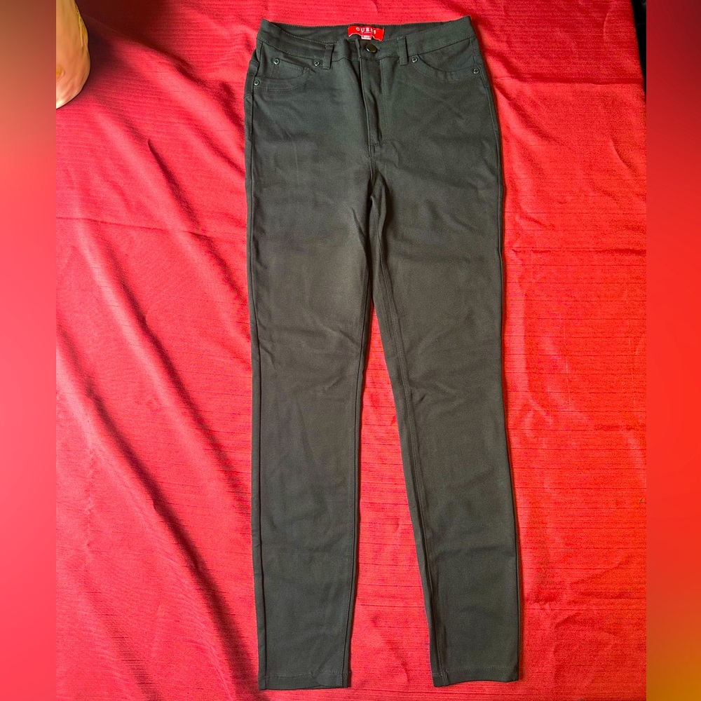 Guess mid rise skinny button front super stretch dress pant with pockets